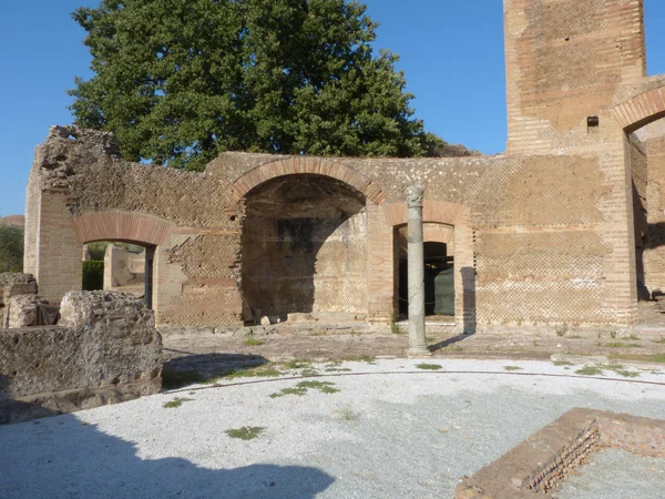 Los restos antiguos de una ciudad romana del Lacio - Italia 08 — Foto de Stock