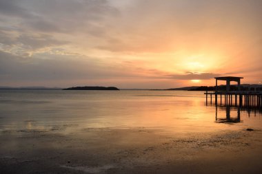 Bir patlama Lake Trasimeno Umbria - gün batımında renkler, ben