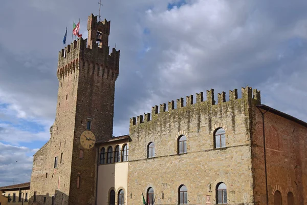 阿雷佐-托斯卡纳-意大利的市政厅 — 图库照片