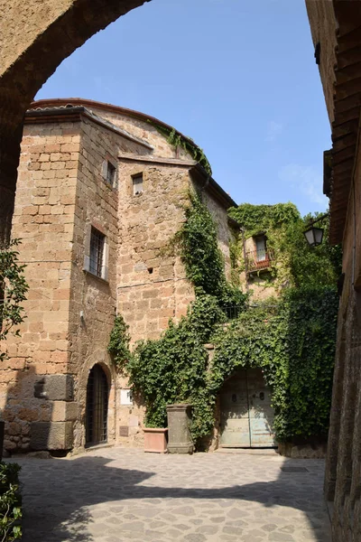 Una caratteristica veduta di un antico borgo laziale 04 — Foto Stock