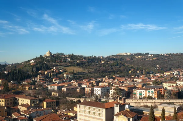 Kullarna i Verona City på vintern - Italien — Stockfoto