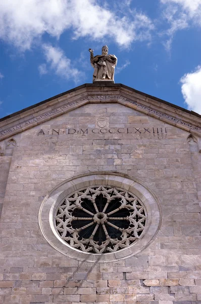 Katedralen Santa Maria Assunta - Sarzana Italien — Stockfoto