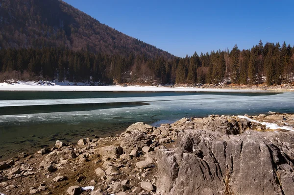 Lago di Fusine in Зима - Фриули Италия — стоковое фото