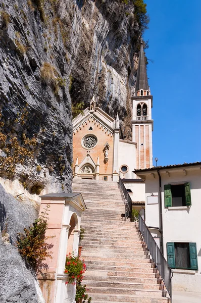 Svatyně Madonna della Corona - Itálie — Stock fotografie