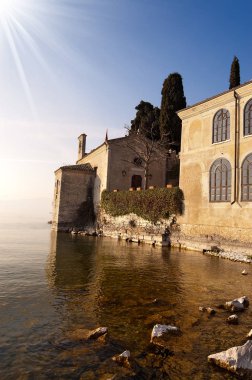 Küçük kilise - Garda Gölü İtalya