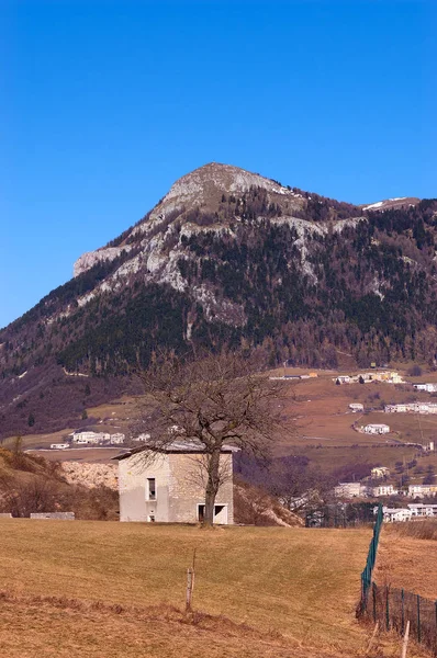 Hoogtepunt van de Corno d'Aquilio - Lessinia Italië — Stockfoto