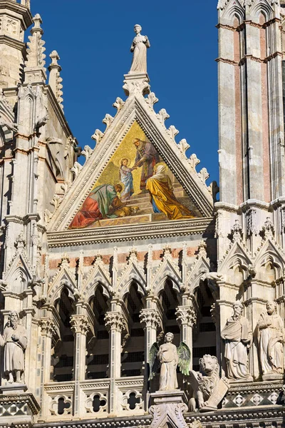 Detalle de la Catedral de Siena - Toscana Italia — Foto de Stock