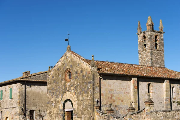 Monteriggioni - Church of Santa Maria Assunta — Stock Photo, Image