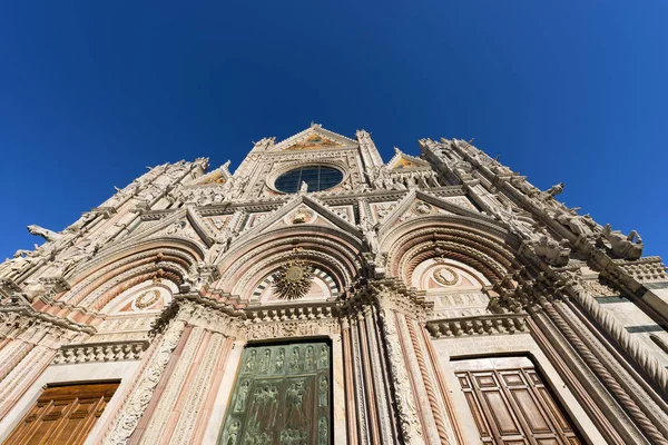Facade of Siena Cathedral - Tuscany Italy — Stock Photo, Image