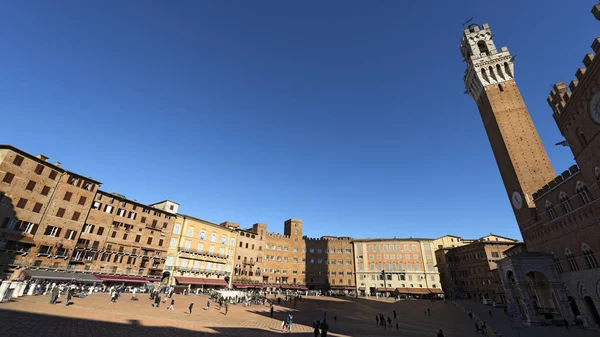 广场和坎波-锡耶纳托斯卡纳意大利 — 图库照片