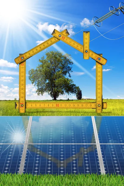 Güneş panelleri ile ekolojik ev projesi — Stok fotoğraf