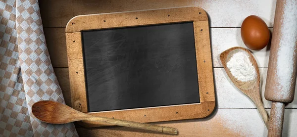 Fundo de cozimento com Blackboard vazio — Fotografia de Stock