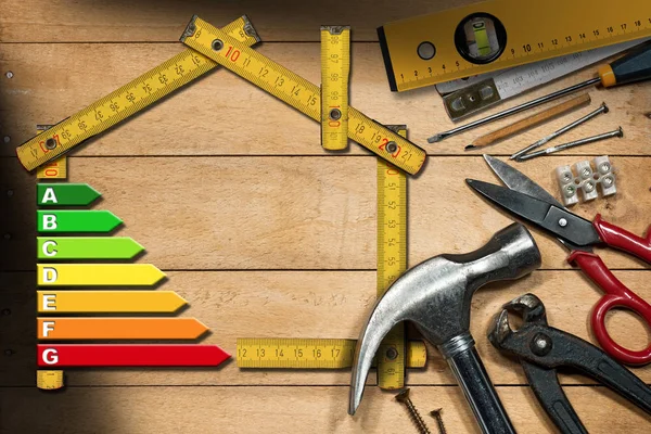 Heimwerker-Konzept - Energieeffizienz — Stockfoto