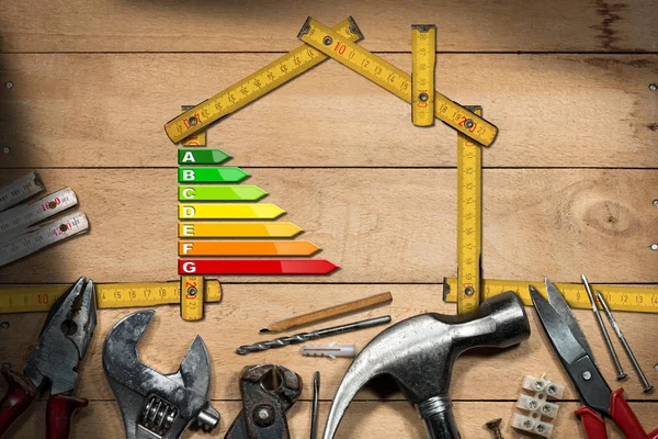 Heimwerker-Konzept - Energieeffizienz — Stockfoto