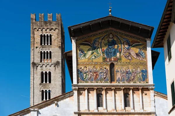 Basilika von san frediano - lucca italien — Stockfoto