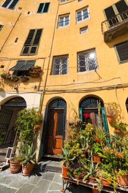 Piazza Anfiteatro - Lucca Toskana İtalya
