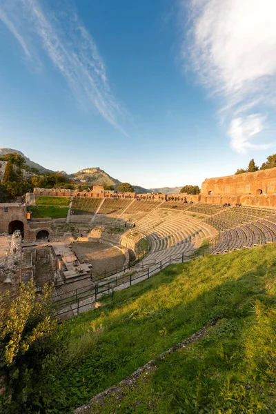 Teatro Romano Griego en Taormina - Sicilia Italia — Foto de Stock