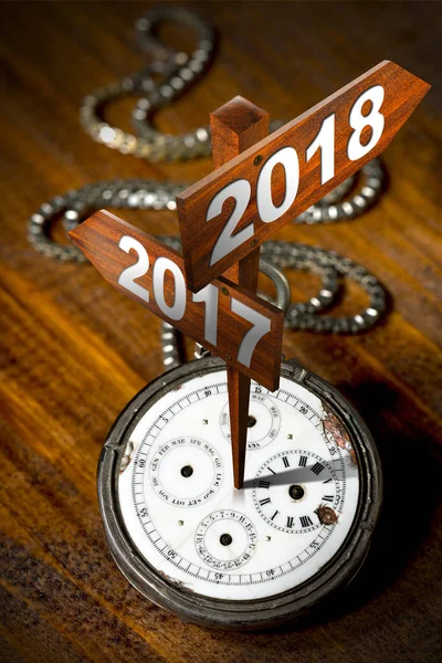 새 해 복 많이 받으세요 2018-표시와 시계 — 스톡 사진