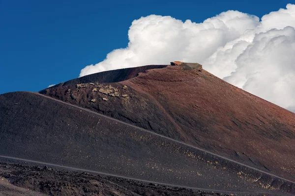 Silvestri kratrar - Etna vulkanen - Sicilien Italien — Stockfoto