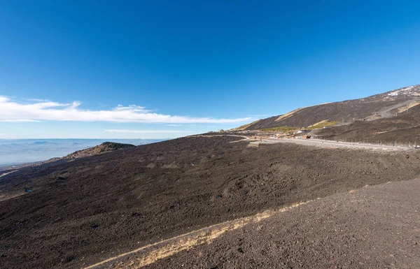 Caudal de lava endurecido - Volcán Etna Sicilia Italia —  Fotos de Stock
