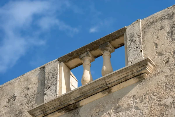 Staré zábradlí - Itálie Siracusa ostrov Ortygia — Stock fotografie