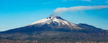 Etna Yanardağı ve Catania - Sicilya İtalya monte