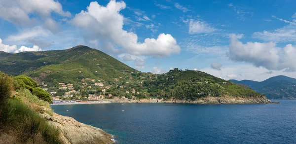 Spiaggia e Costa di Bonassola - Liguria - Italia — Foto Stock