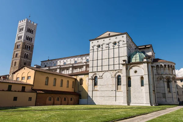 Katedra San Martino - Lucca, Włochy — Zdjęcie stockowe