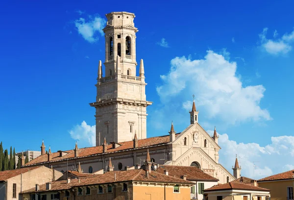 Verona - Veneto İtalya katedral — Stok fotoğraf