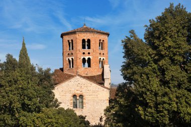 Santo Stefano Kilisesi - Verona İtalya