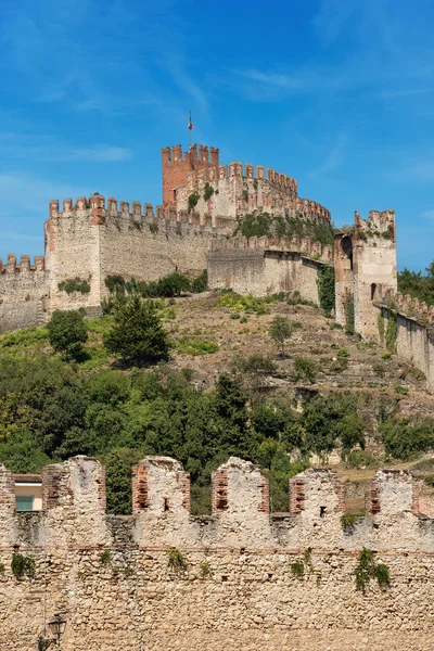 Medieval Castle of Soave - Verona Italy — Stock Photo, Image