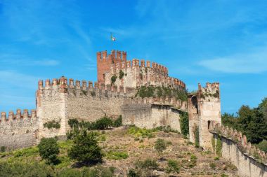Soave Ortaçağ Kalesi - Verona İtalya