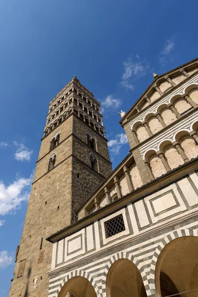 Pistoia, Olaszország - San Zeno székesegyház — Stock Fotó