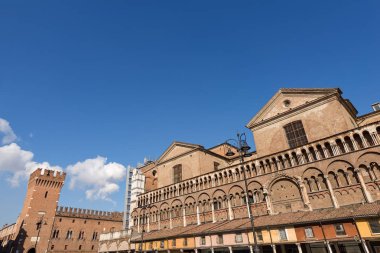 Ferrara İtalya - katedral ve Belediye Binası