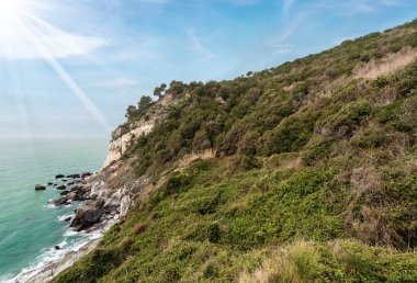 Cliffs içinde Körfez La Spezia - Punta Bianca İtalya