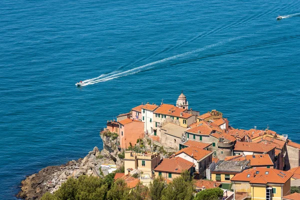 Tellaro vesnice - záliv La Spezia - Itálie — Stock fotografie