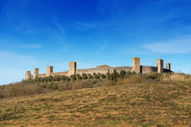 Monteriggioni ortaçağ köyü güçlendirilmiş. Siena - Tuscany - İtalya