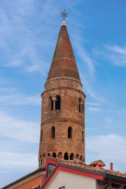 Çan kulesi Caorle Katedrali - Venedik İtalya