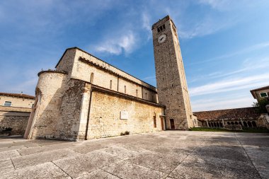 San Giorgio di Valpolicella ya da Ingannapoltron antik kilise Roma tarzında (Vii-Xi yüzyıl). Verona ili, Veneto, İtalya, Avrupa