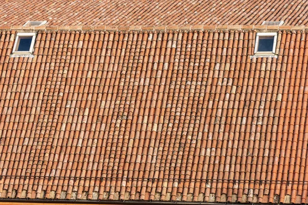 Pantiles Detailní Záběr Starou Střechu Domu Dlaždicemi Hlíny Coppo Italském — Stock fotografie