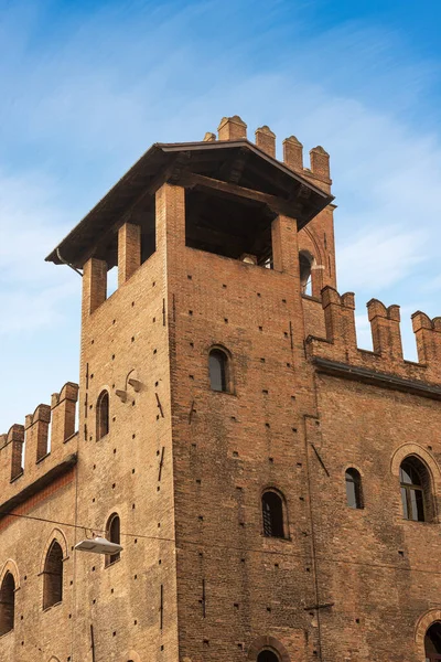 Closeup Palazzo Enzo Medieval Palácio Rei Enzo 1245 Rizzoli Torre — Fotografia de Stock