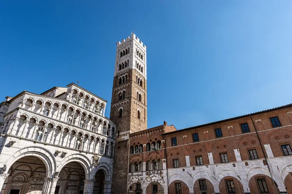 Lucca Fasada Dzwonnica Katedry San Martino Saint Martin Romańskim Stylu — Zdjęcie stockowe