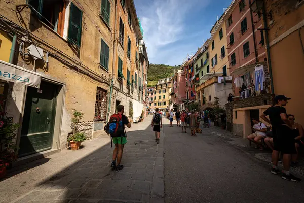 Vernazza Liguria Italië Juli 2019 Hoofdstraat Van Vernazza Dorp Met — Stockfoto