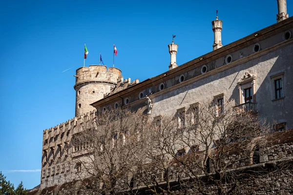 Castillo Medieval Ciudad Trento Con Torre Llamada Torre Augusto Castello —  Fotos de Stock