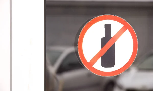 Teken drinken niet geplakte op glas — Stockfoto