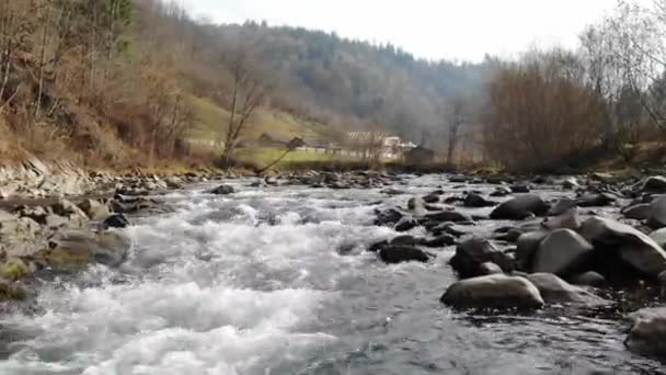 Shooting Drone Mountain River Running Stones Village Carpathians — Stockvideo