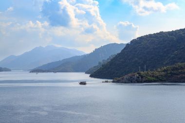 Dağlar ve İçmeler Marmaris, Türkiye'deki tekne