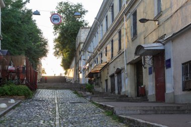 Lanzheronivski iniş Park Skulptur Merkezi yakınındaki sokak 