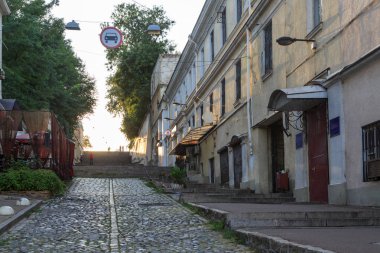 Lanzheronivski iniş yakınındaki Park Skulptur Odessa, Ukrayna'nın merkezinde sokak