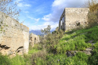 Fethiye Kayaköy (Karmylassos'tan) eski Yunan köyde pasajlar, 